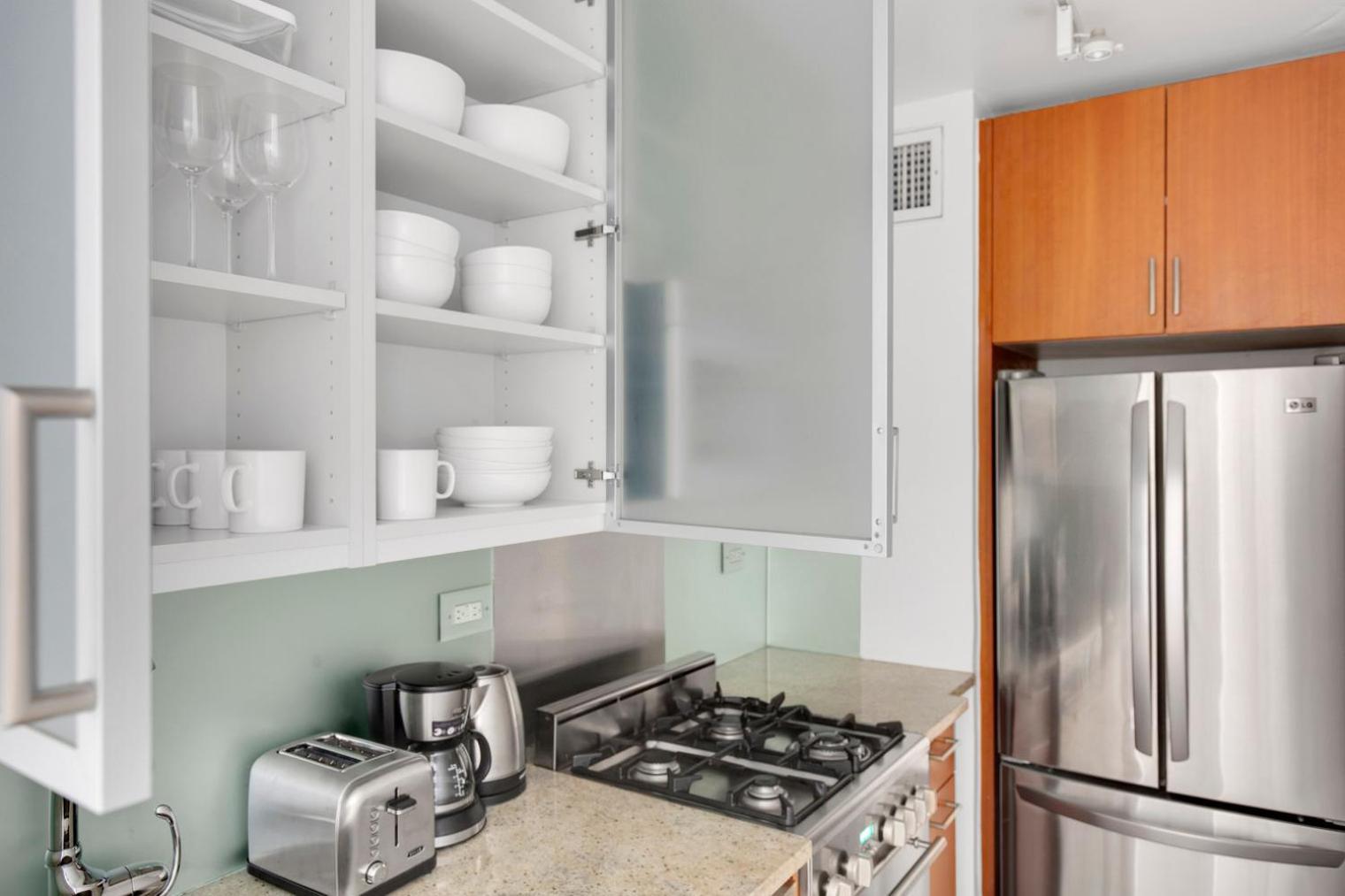 Midtown 1br W Gym Doorman Nr Grand Nyc-745 Appartement